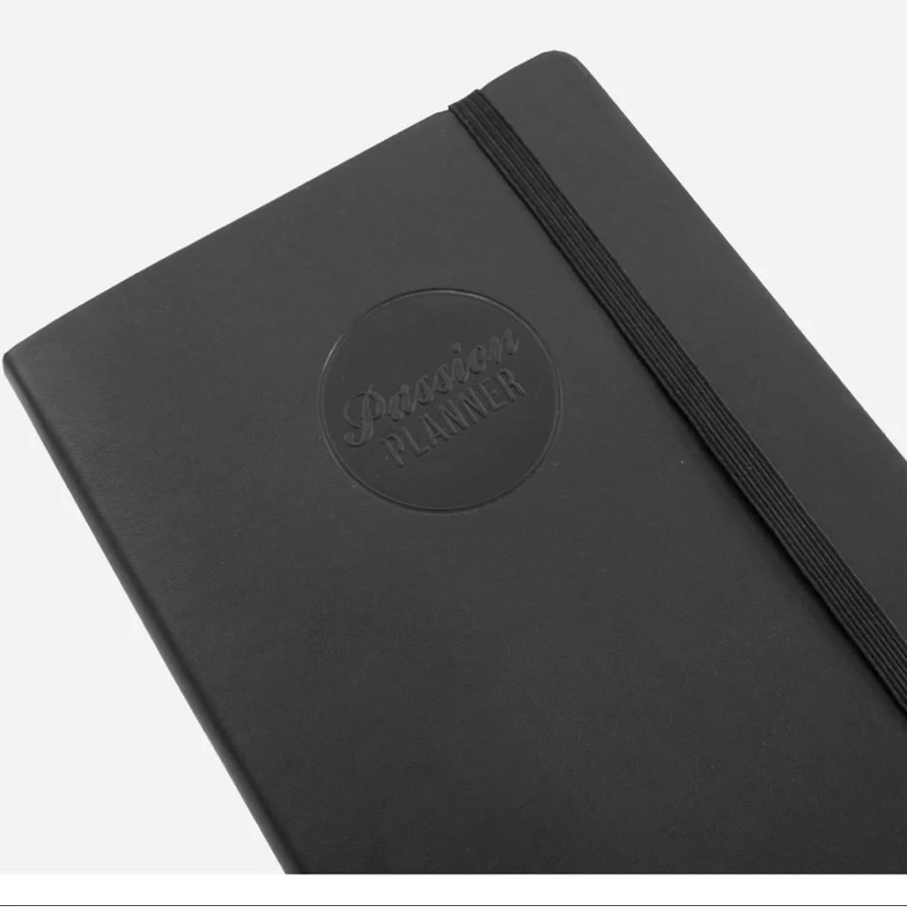 Passion Planner 2021 Weekly Annual Elite, Size Small, Sunday Start. Black